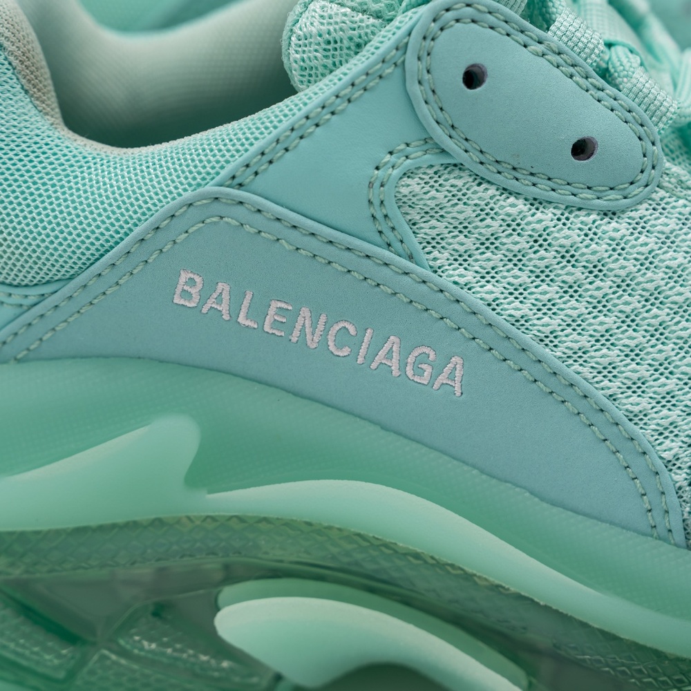 size 37 EU / 7 US Balenciaga Triple S Sneakers Mint Green - Picture 9 of 15